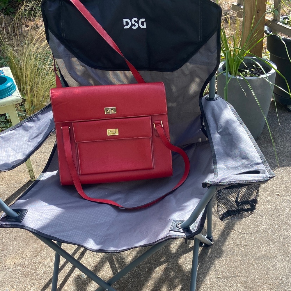 Bally Red Leather Shoulder Bag